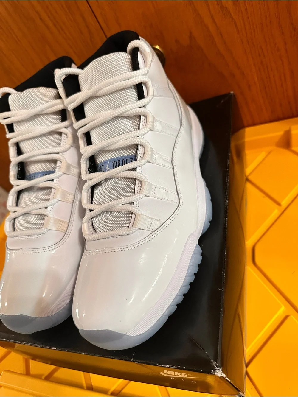 Air Jordan 11  Retro 